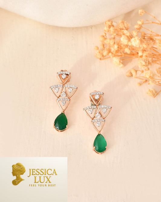 Emerald necklace and earrings set.